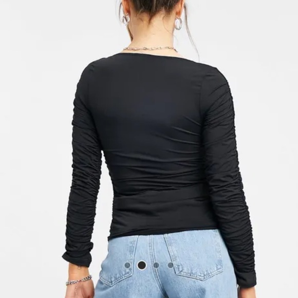 Topshop black ruffle top - Picture 4 of 6